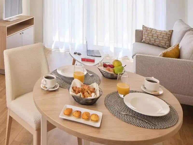Quality Suites Voiron - Photo 2