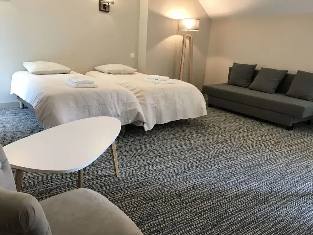 Echologia Hôtel dans un lieu insolite - Photo 5