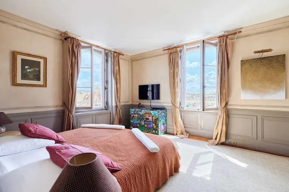 Luxury Duplex in the Heart of Deauville With a Large Garden - Photo 2