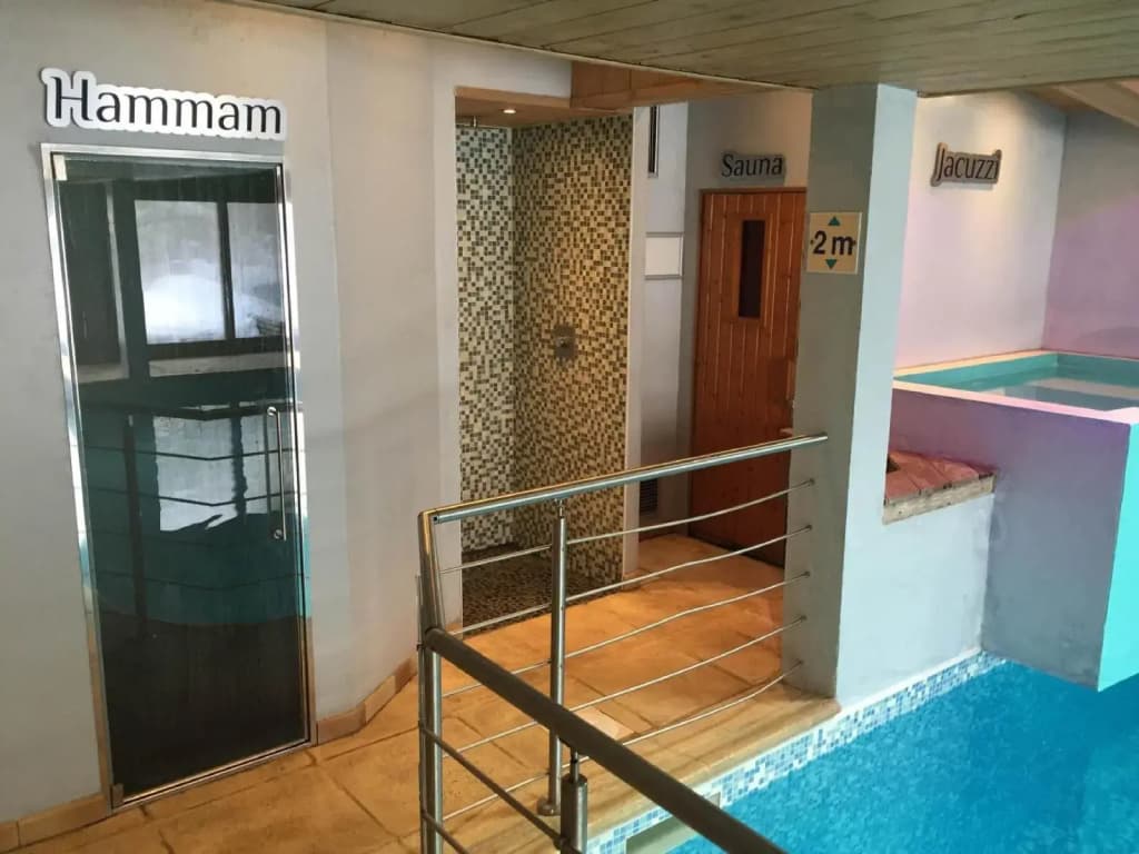 Alp'Hotel - Photo 1