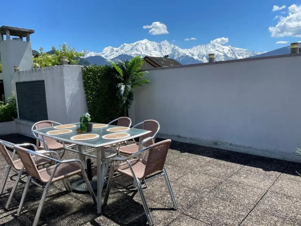 Rooftop 1 - Jacuzzi privé au pied du Monte-blanco - Photo 3
