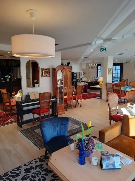 Hostellerie Saint Florent - Photo 2
