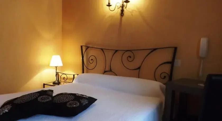 Hotel des Remparts - Miniature 6