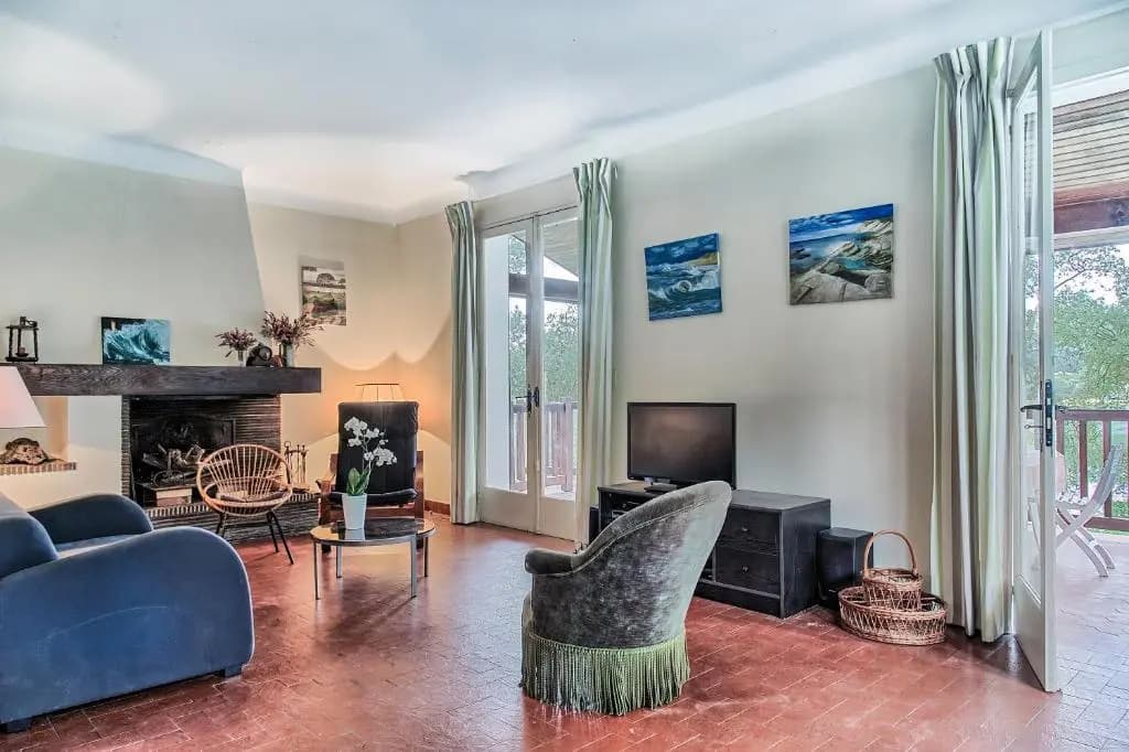 Villa Le Menez Avec Vue Sur Le Lac Marin Pour 10 Personnes - Photo 1