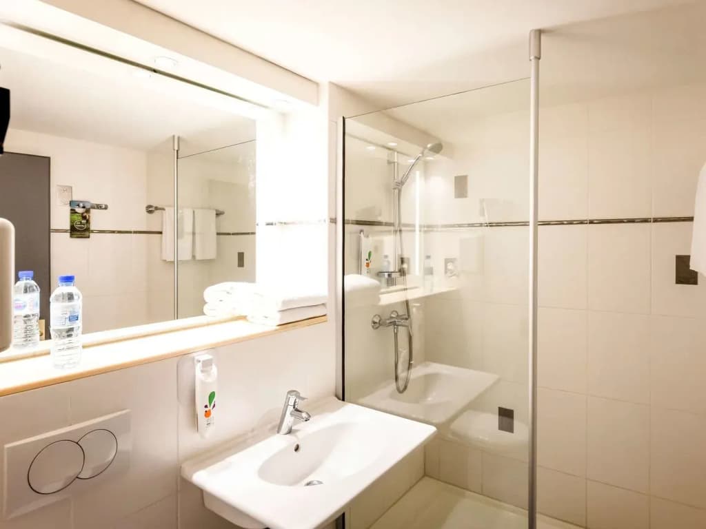 ibis Styles Douai Gare Gayant Expo - Miniature 7
