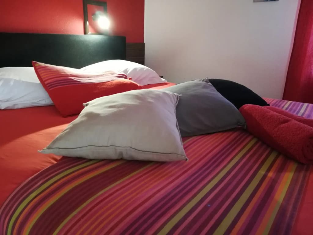 Kyriad Direct Saintes - Photo 3
