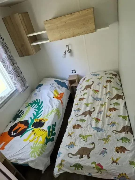 Bungalow neuf 3 chambres avec piscines partagées dans un camping-club vacances haut de gamme - Photo 5