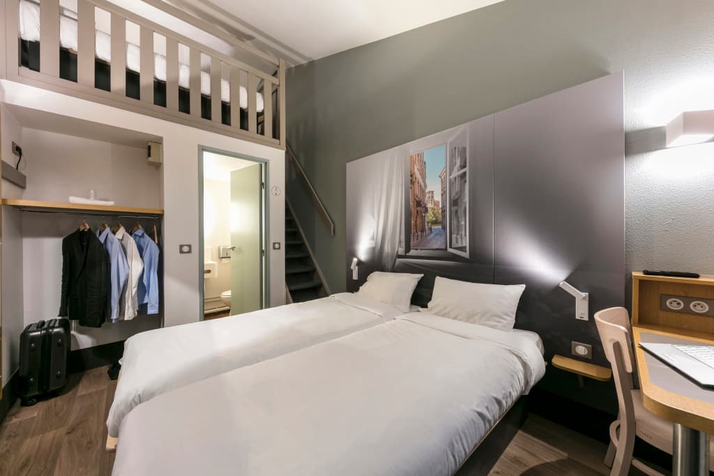 B&B HOTEL Toulouse Cité de l'Espace Mouchotte - Photo 3