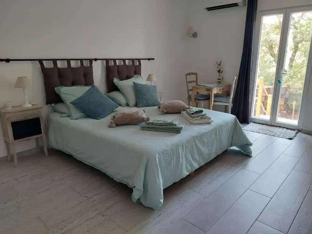 Maison d'Hôtes La Chêneraie - Photo 1