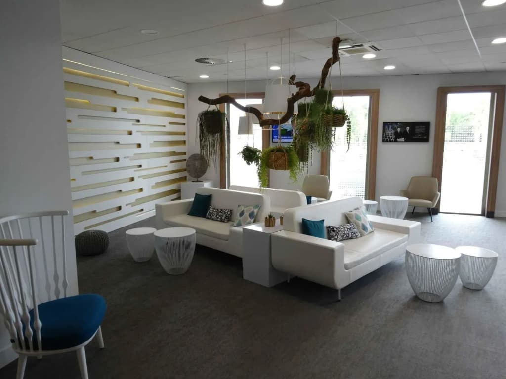 Hotel Mercure Libourne Saint-Emilion - Photo 2