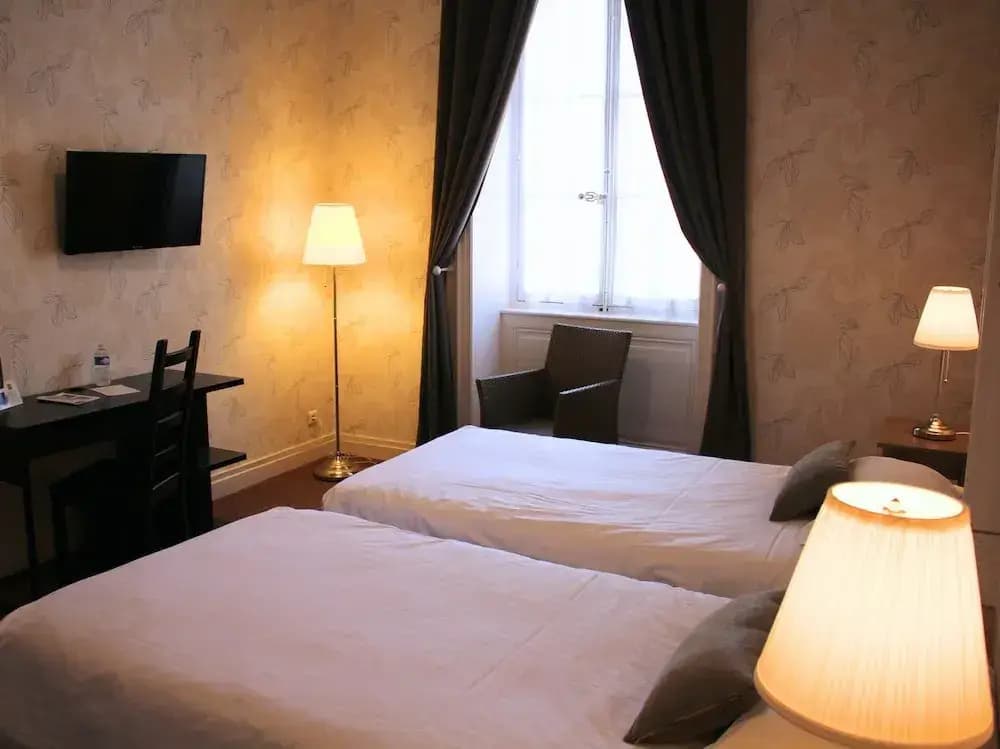 Grand Hôtel de Bourbon-Lancy - Logis - Restaurant et Spa - Miniature 6