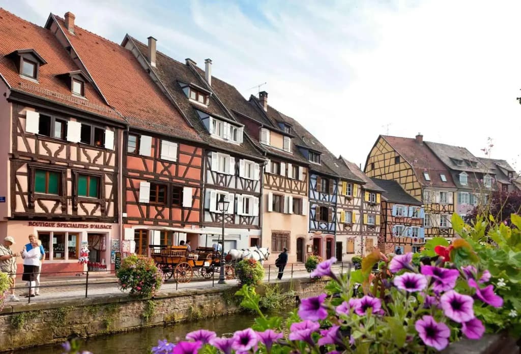 Unisotel Colmar - Photo 1