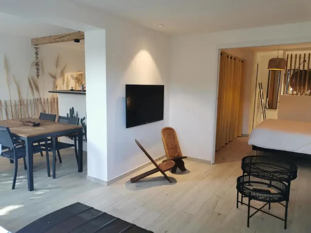 Casa Louise Suites and Spas - Photo 3
