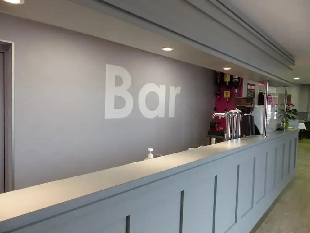 Hotel Beauvoir - Photo 2