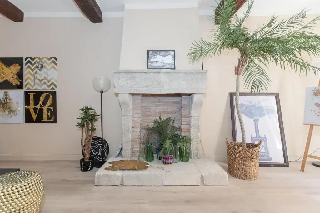 RARE: 110m² climatisés avec terrasse. 2 Chambres - Miniature 8