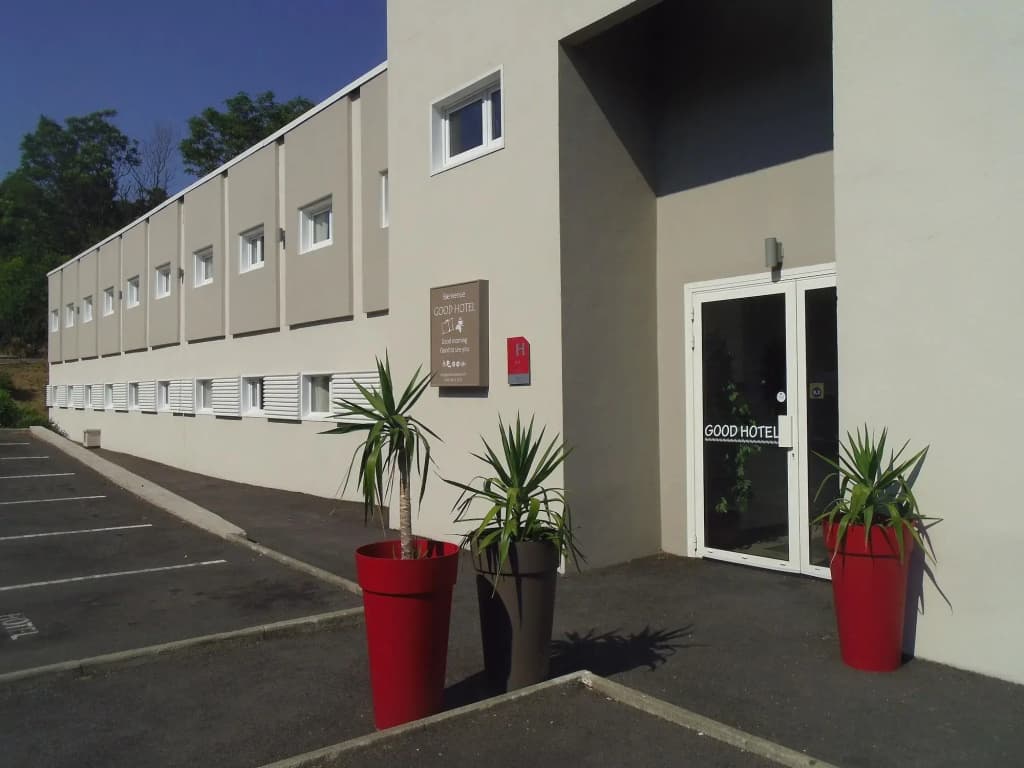 Contact Hôtel Marseille Aubagne - Photo 1