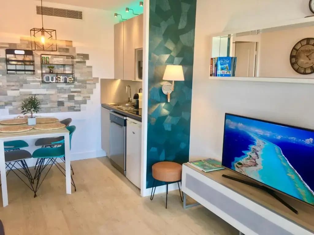 MyHome Riviera - Cannes Sea View Apartment Rentals - Photo 3