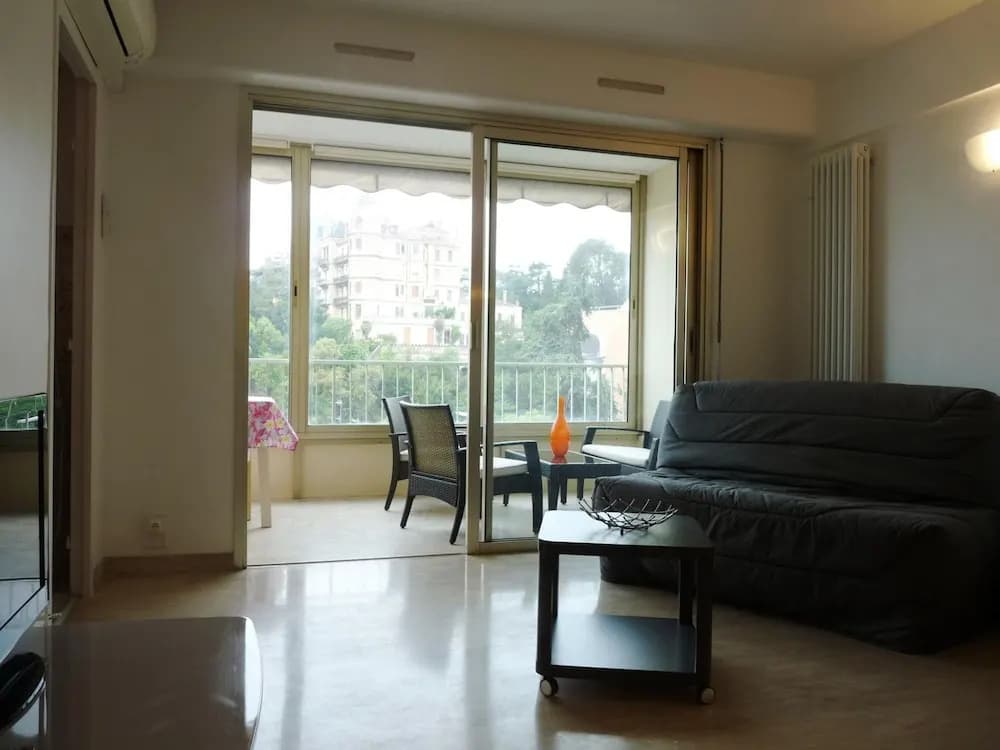 Spacious Studio in the Center of Cannes Nice Terrace Easy Walk to the Croisette and Palais - 1923 - Photo 3