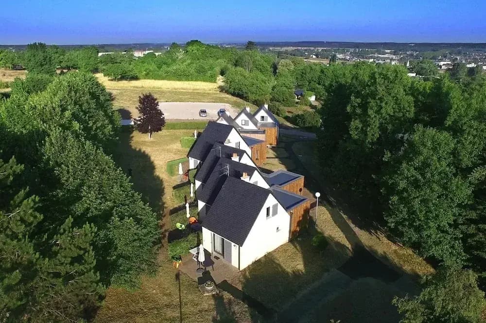 Resort Amboise Les Chateaux de la Loire, Accommodation for 8 Pers - Miniature 6