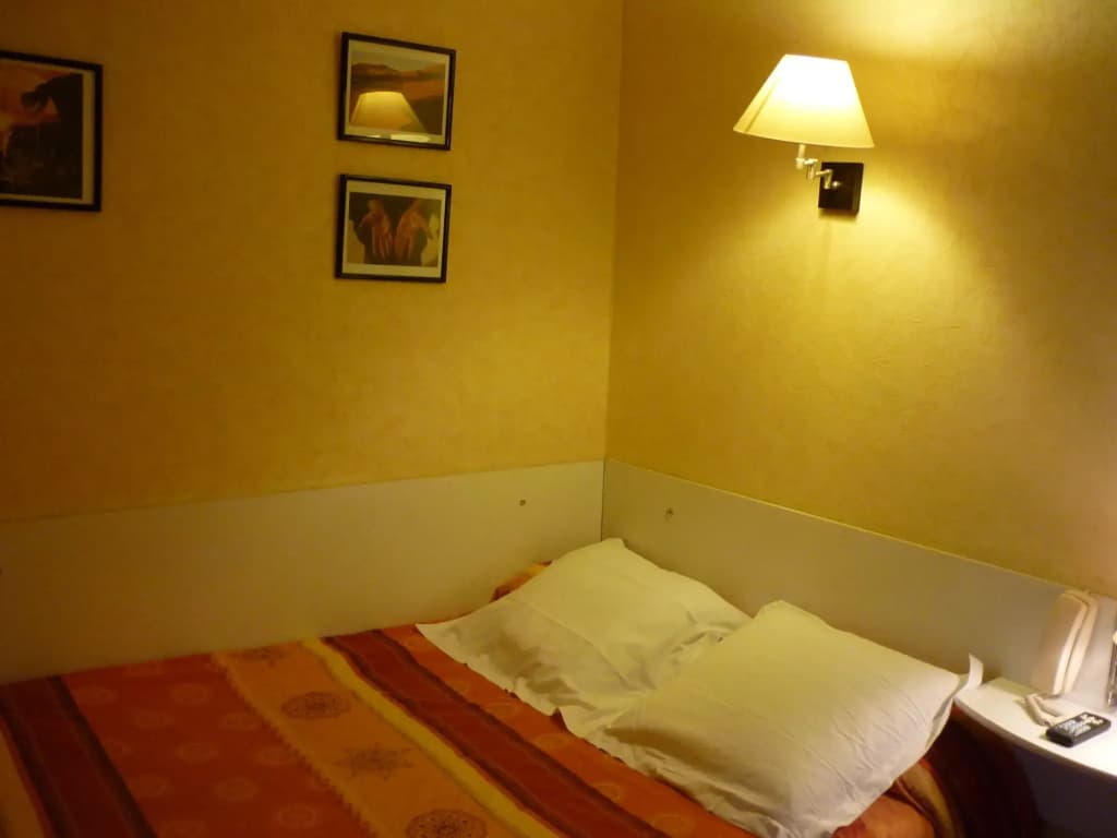 Hôtel du Centre - Photo 4