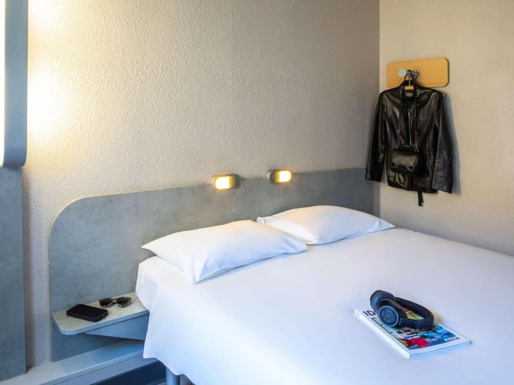 ibis budget Paris Porte de Montmartre Hotel - Miniature 6