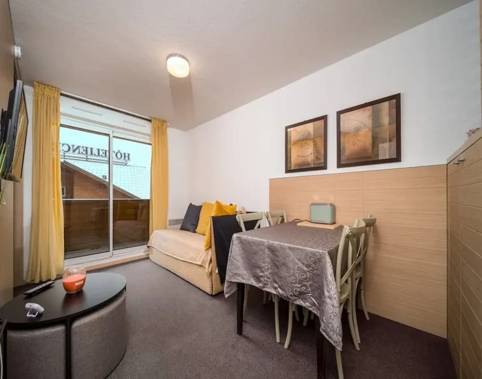 Apartment in France With Mountain Views & Pool - Photo 4