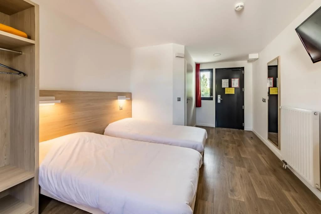 Du Parc Chantepie Hotel - Photo 2