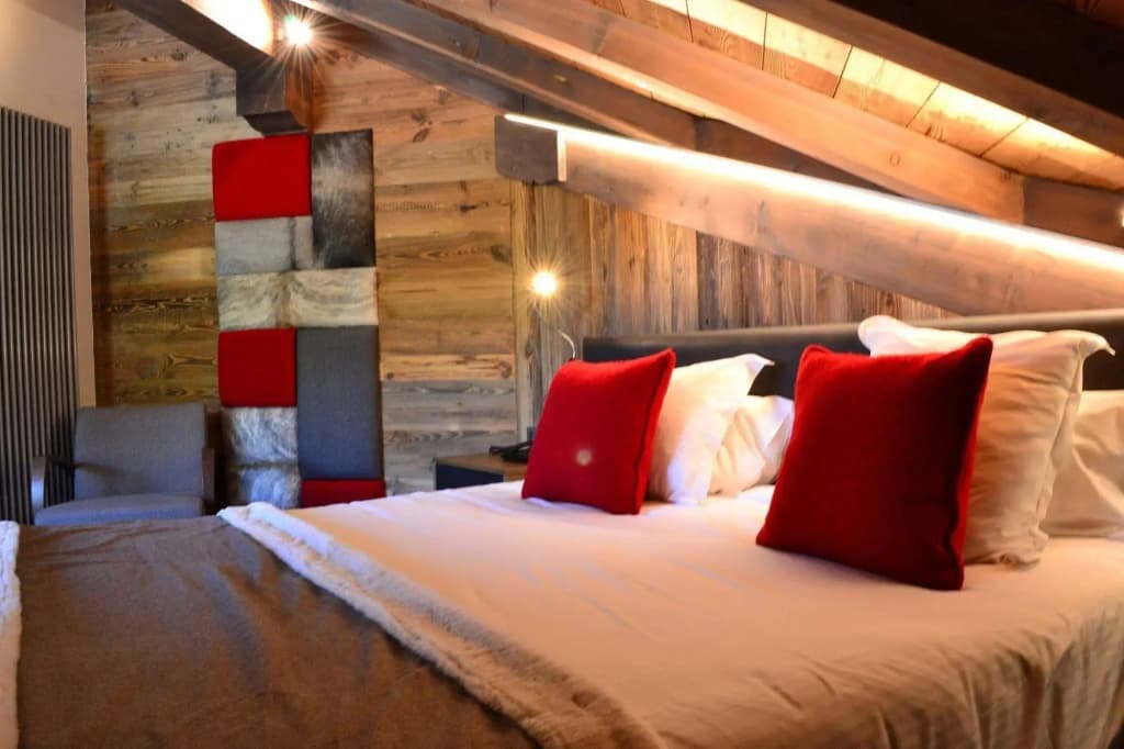 Hôtel Alpina - Photo 2