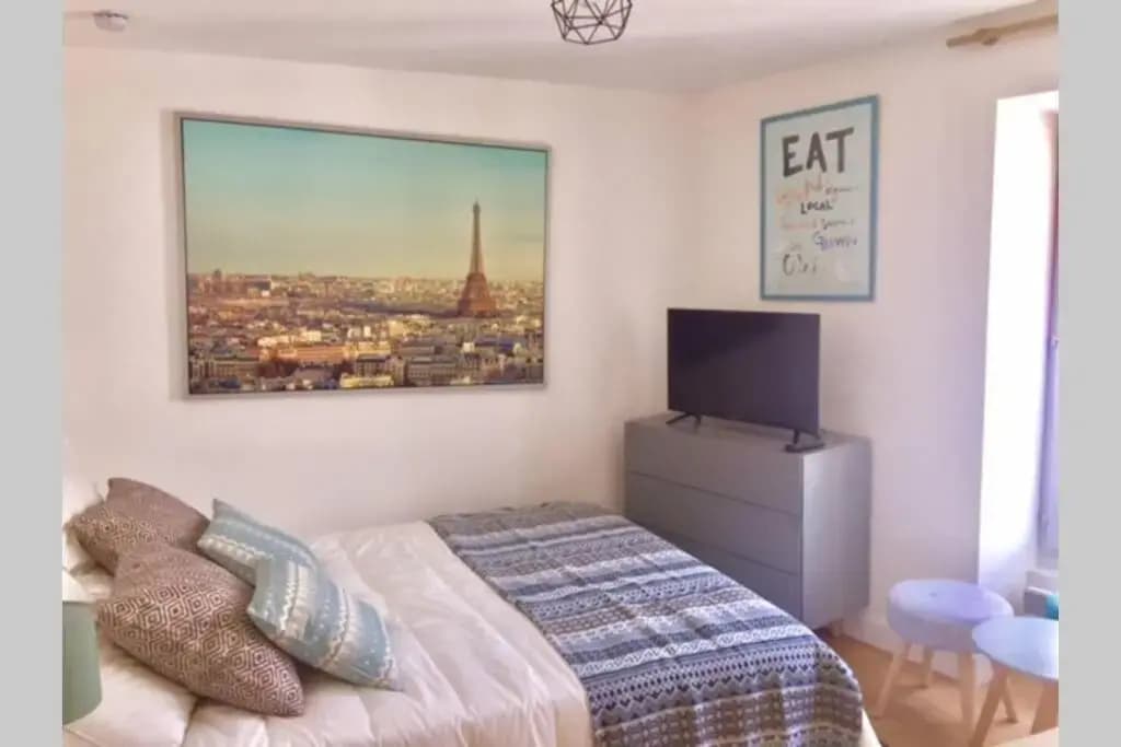 French typical apartment (opéra 5D) - Miniature 6