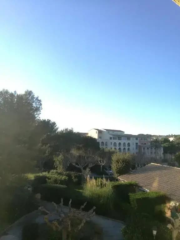 Superbe appartement à 2 pas de la plage - Photo 2