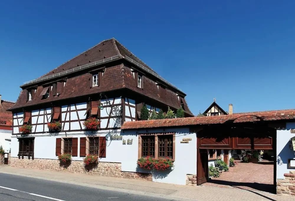Hotel Restaurant & Spa - Le Cerf - Photo 1