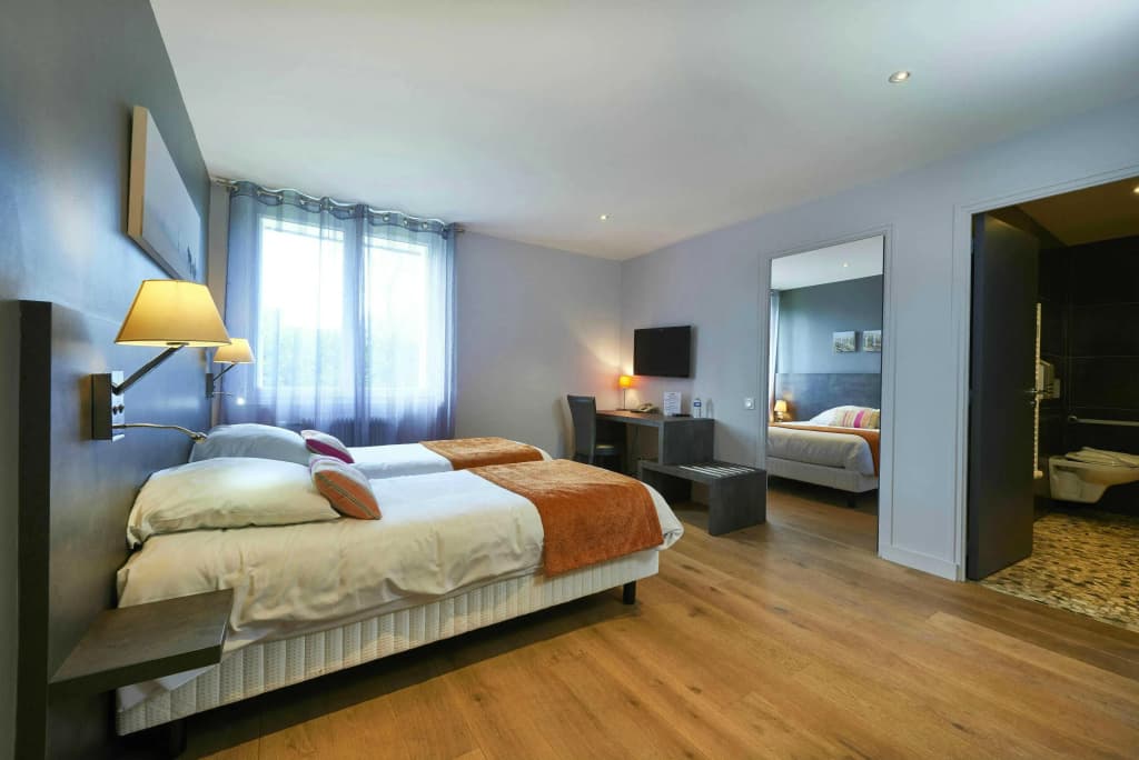 Cozy Hotel - Photo 3