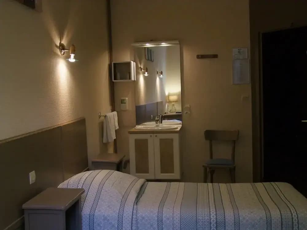Hôtel Restaurant Saint Melaine - Photo 5