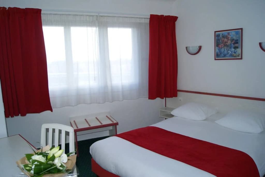 Hôtel Suzane - Photo 2