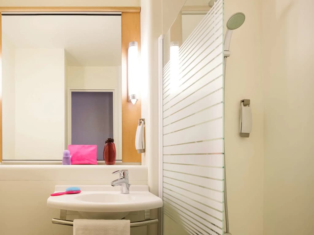 ibis Marne La Vallee Emerainville - Miniature 7