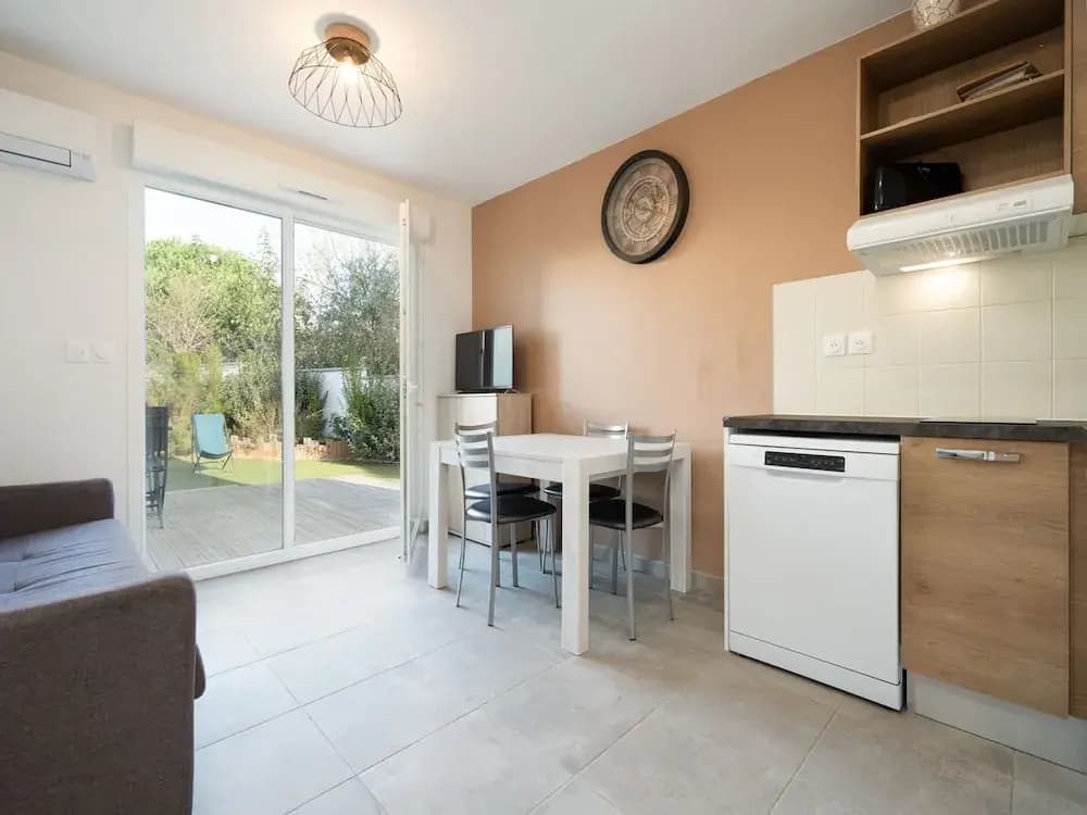 Coastal Comfort in Valras-plage - Photo 3