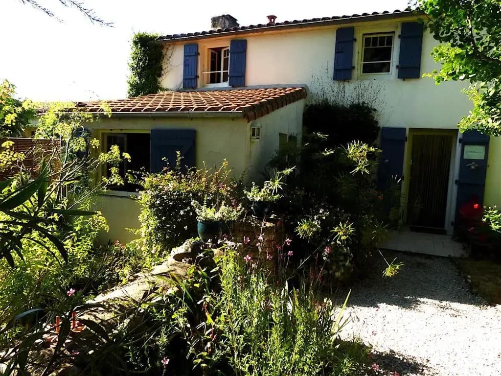 La Claverie - Photo 1