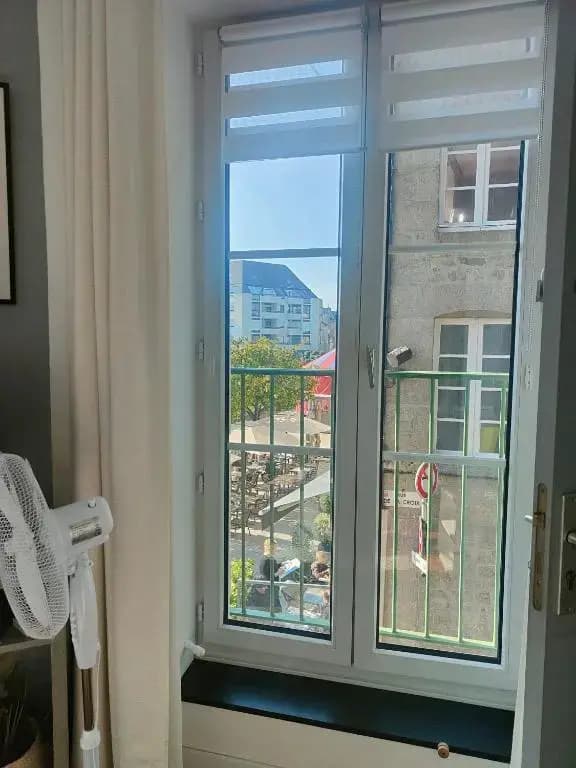 Studio Balcon De La Place - Miniature 6