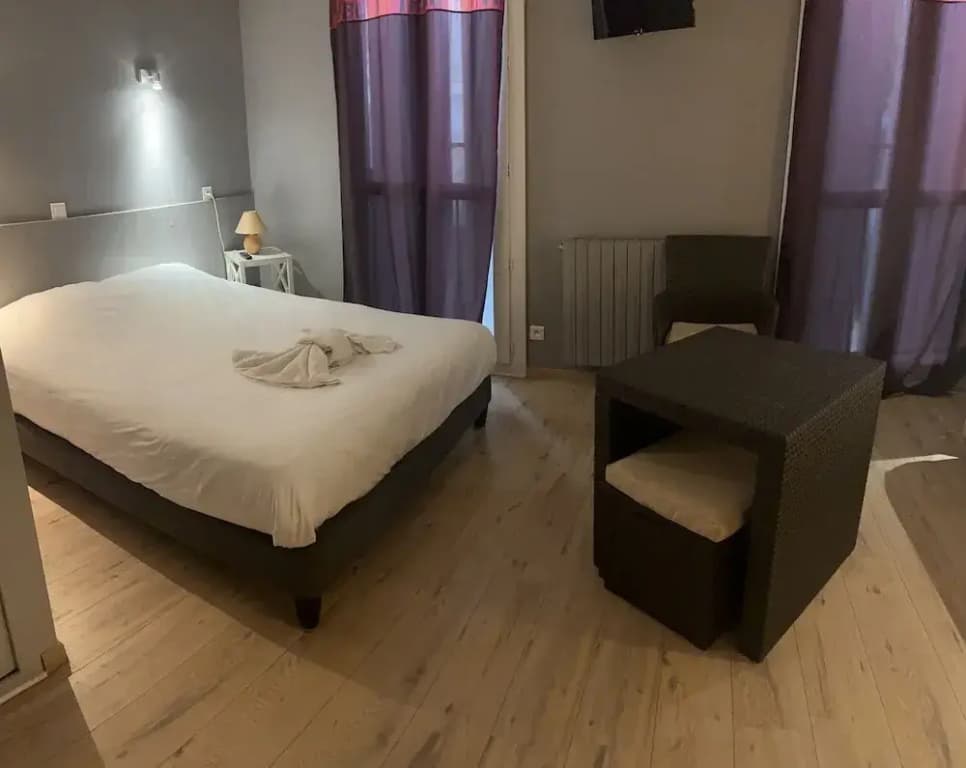 Hotel Du Lion D Or - Photo 2