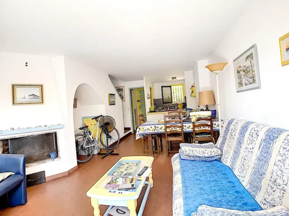 House with 2 Bedrooms in Saint-Raphaël, with Pool Access And Enclosed Garden - 500 M From the Beach - Miniature 6