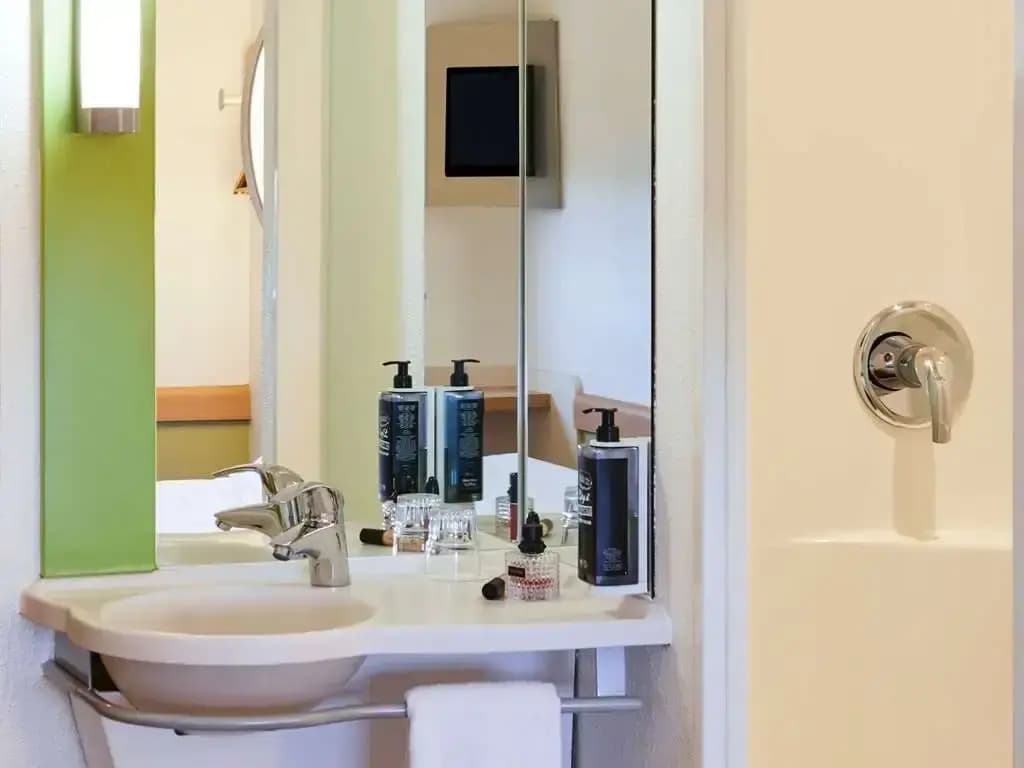 ibis budget Bordeaux Sud Villenave-d'Ornon - Miniature 8
