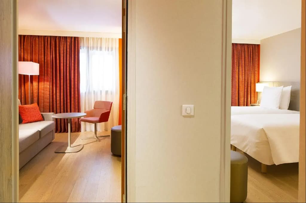Nomad Hotel Roissy CDG - Miniature 7