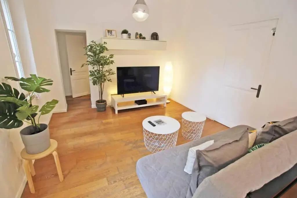 GregBnb-com - T2 50m2 - Jardin 80m2 - 15min gare - Photo 2