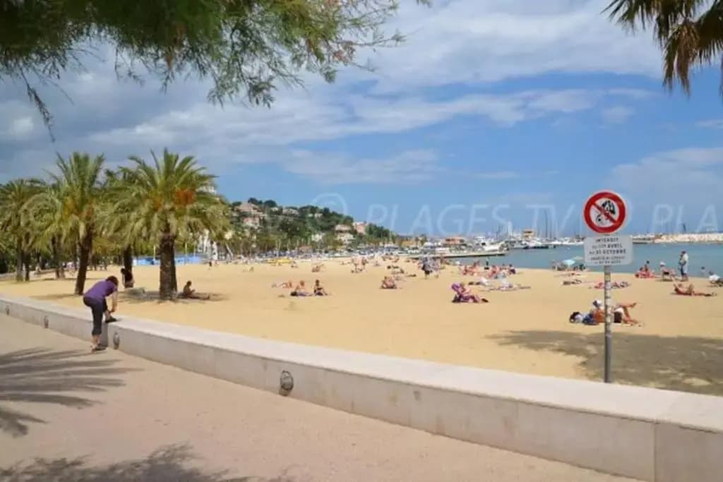 T2 Résidence les Sables d'or, 3 mn de la plage. - Miniature 6