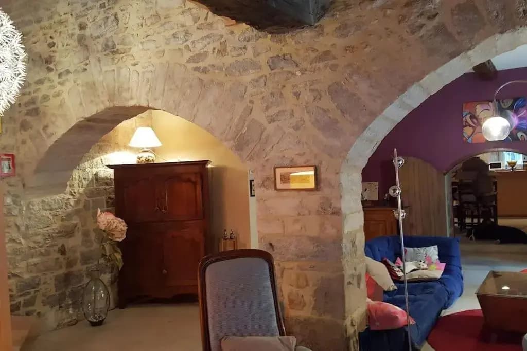 Maison du XVème au cœur du village médiéval - Photo 2