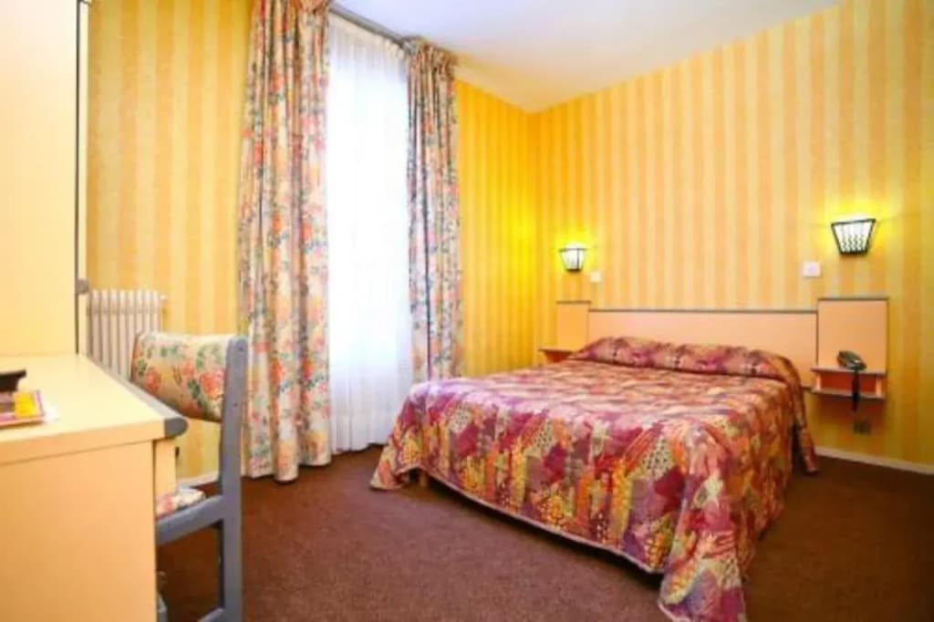 Hôtel de la Perdrix Rouge - Photo 3