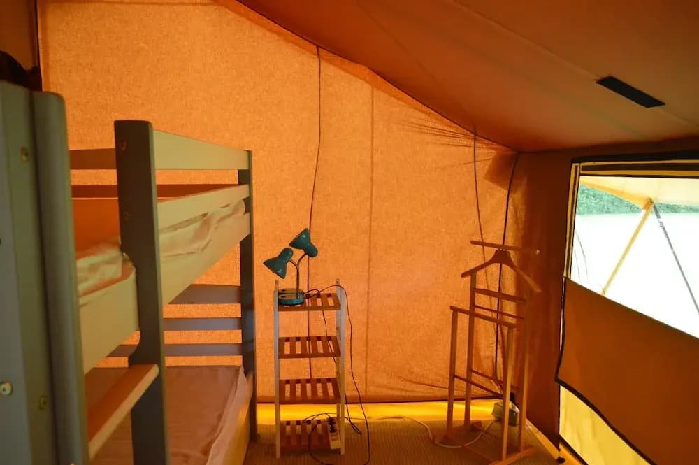 Camping Le Petit Lion - Tente Safari - Miniature 8