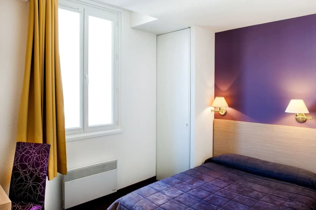 Hotel Continental - Photo 4
