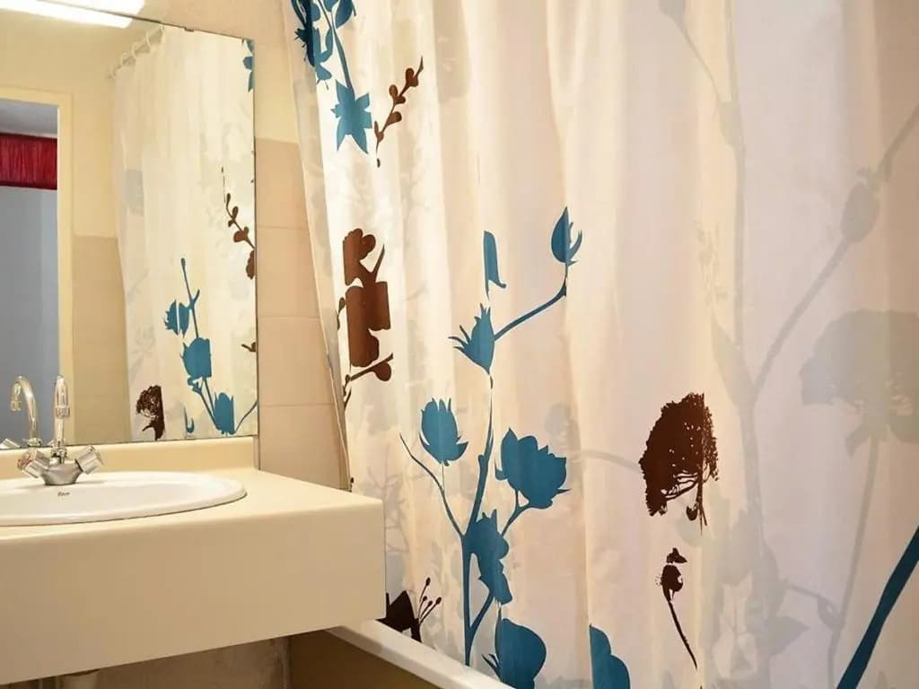 Appartement Le Lavandou, 2 pièces, 6 personnes - FR-1-251-377 - Miniature 7