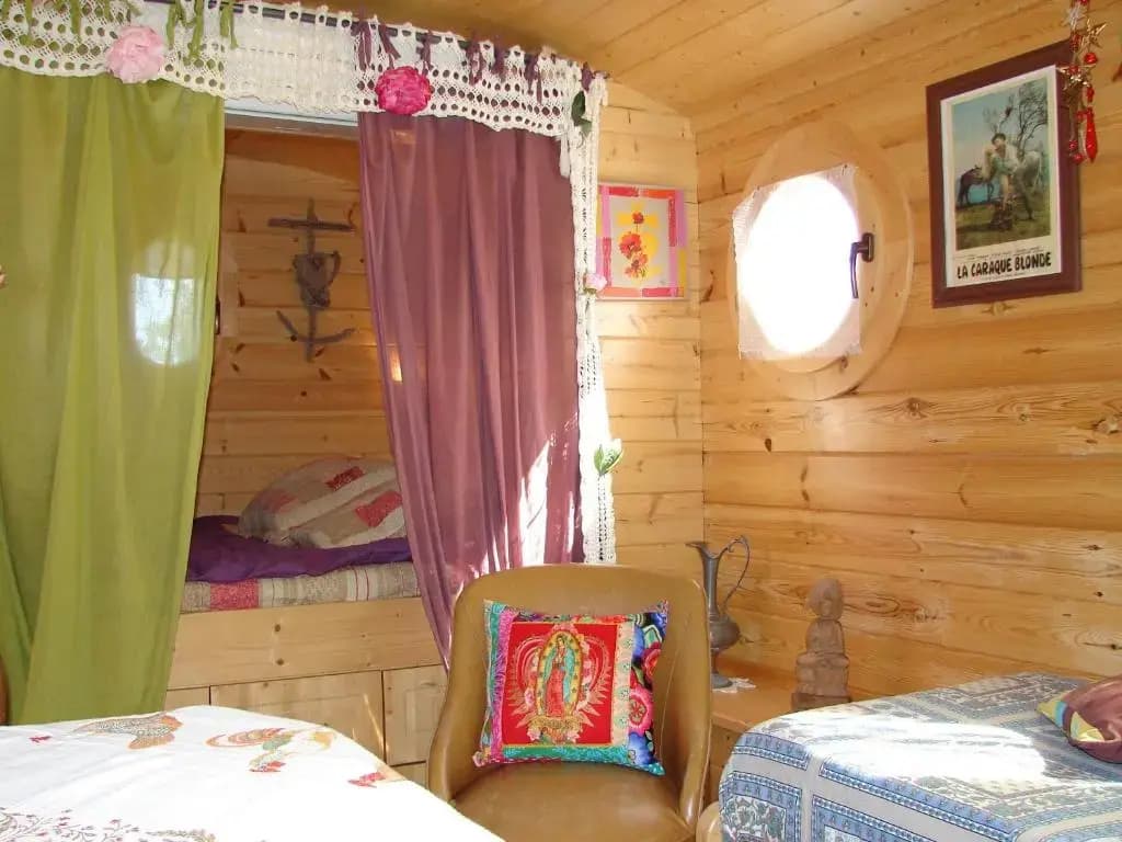 Gites et Roulottes Du Grand Puits - Photo 2